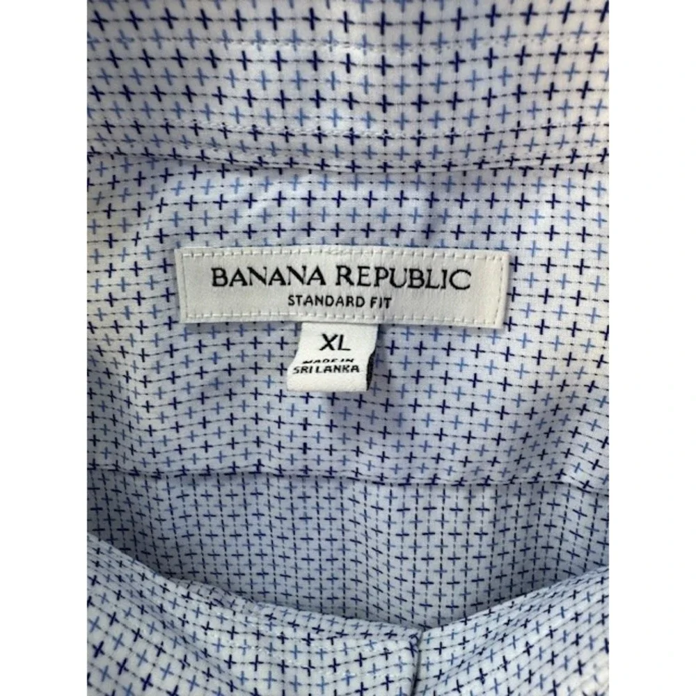 BANANA REPUBLIC Mens XL Wrinkle Resistant Standard Ft Cross Star Dot Dress Shirt